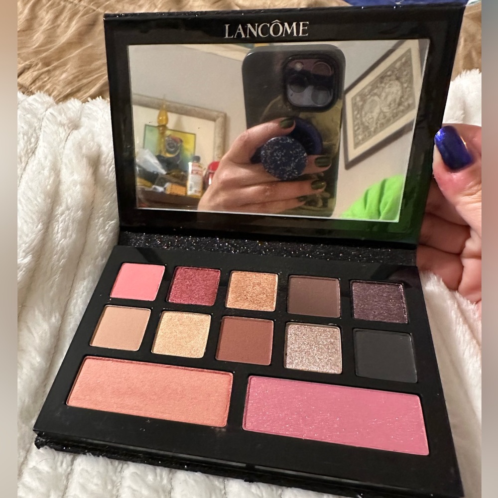 NWOT Lancôme Eyeshadow and Blush Palette- Glam - Picture 2 of 4